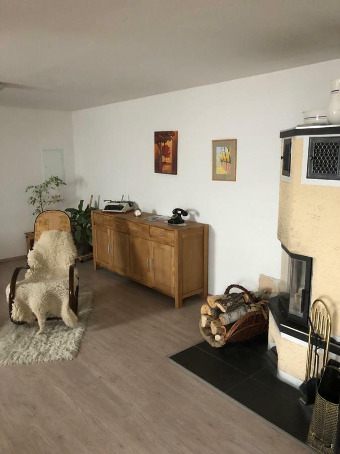 Alte Schule Cafe Und Pension Drehna ภายนอก รูปภาพ